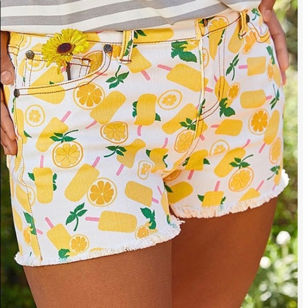 🌺SALE 🌺 ⭐️Host Pick⭐️NEW! MATILDA JANE 🍋 shorts